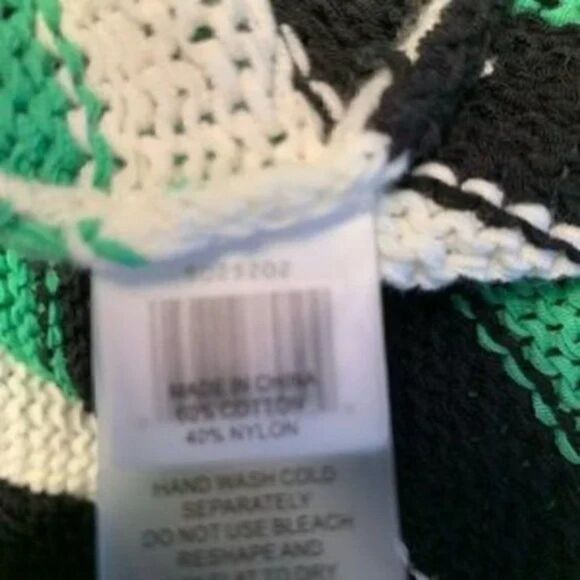 🆕 Vince Camuto Daybreak Striped Colorblock Sweater size M - Picture 6 of 8